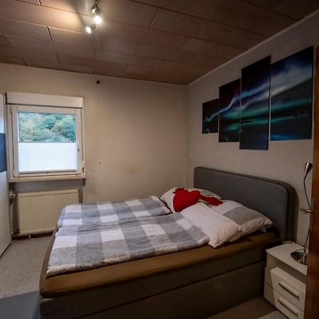 Schoene Ferienwohnung In Ruhiger Lage Altena Esterno foto