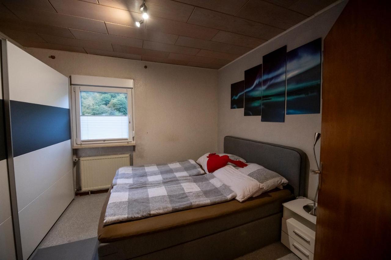 Schoene Ferienwohnung In Ruhiger Lage Altena Esterno foto