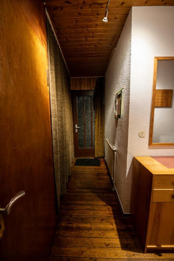 Schoene Ferienwohnung In Ruhiger Lage Altena Esterno foto