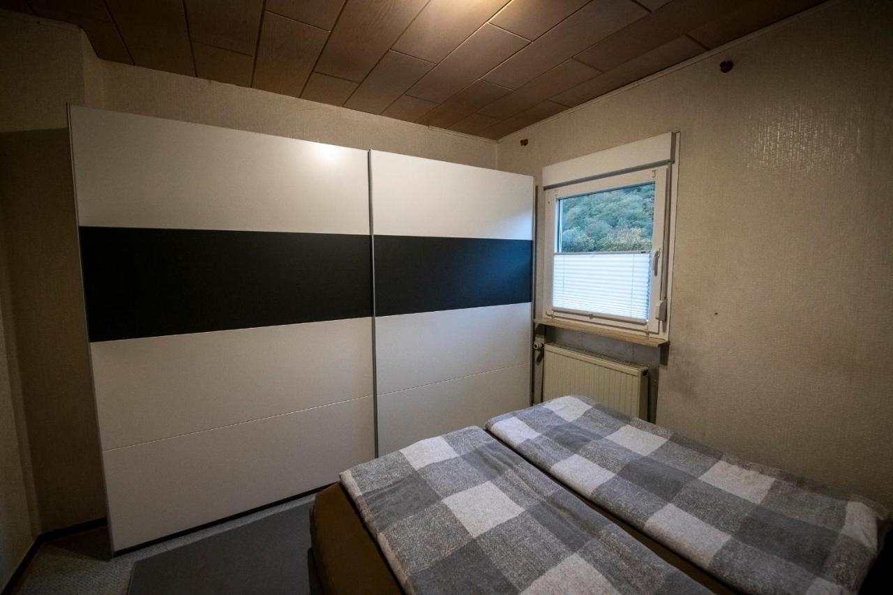 Schoene Ferienwohnung In Ruhiger Lage Altena Esterno foto