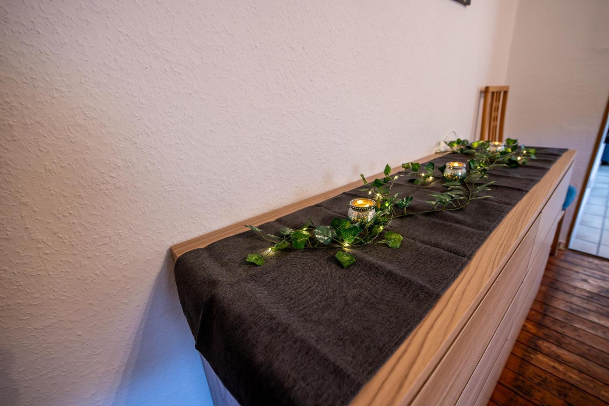 Schoene Ferienwohnung In Ruhiger Lage Altena Esterno foto