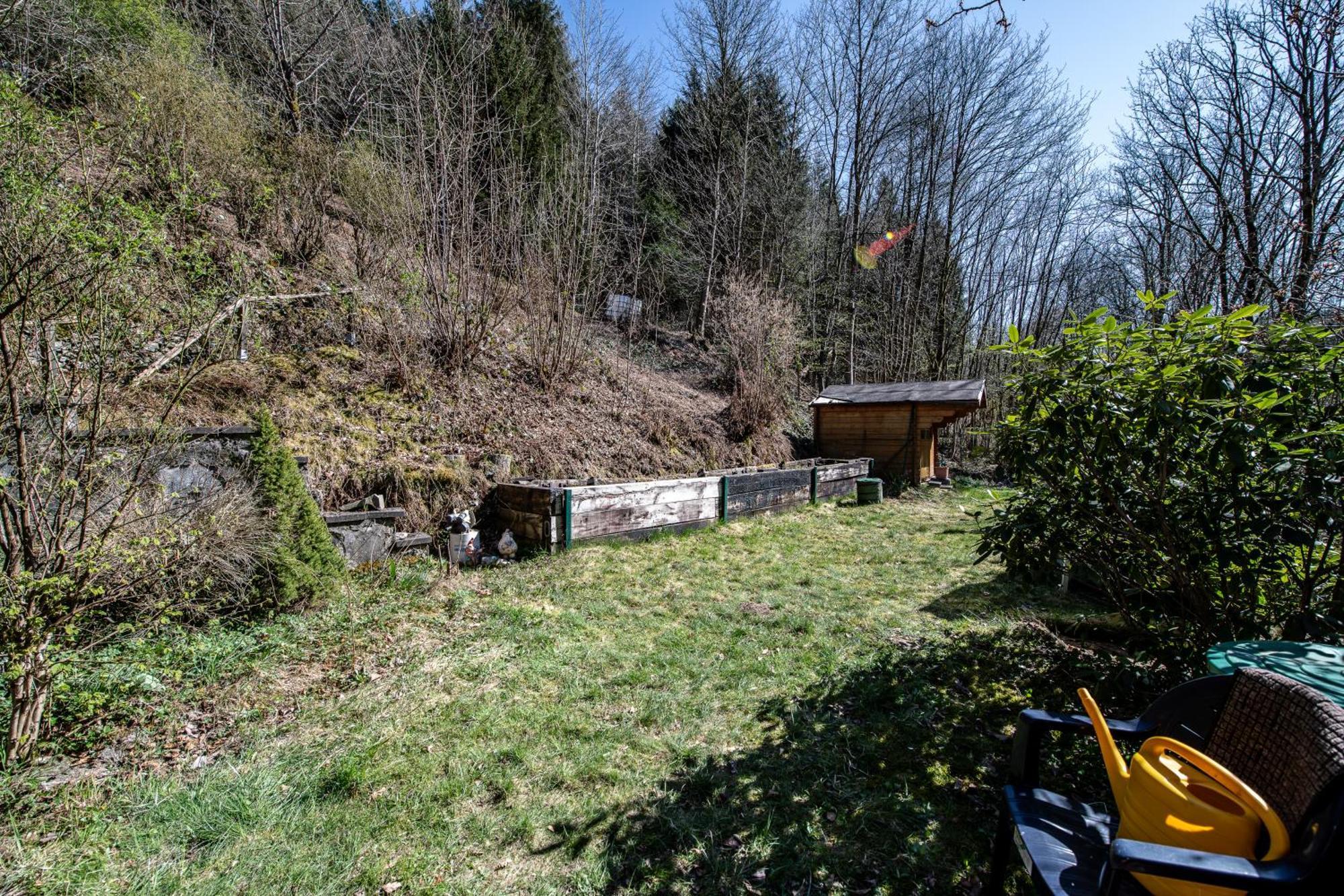 Schoene Ferienwohnung In Ruhiger Lage Altena Esterno foto